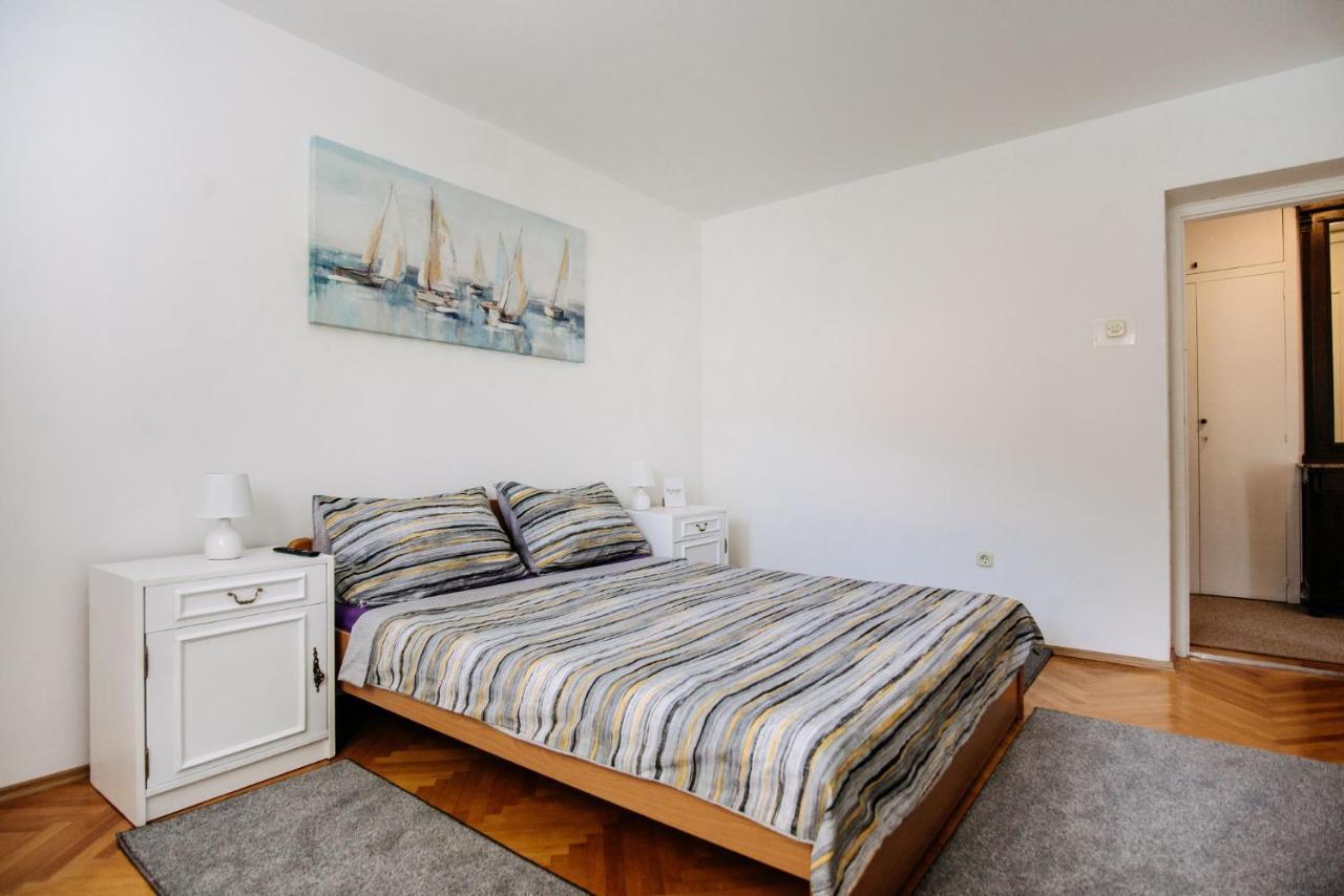 Sunnynest Apartment - 3Br Apt With Free Parking & Wi-Fi, Close To Lapad Bay Beach Dubrovnik Exterior photo